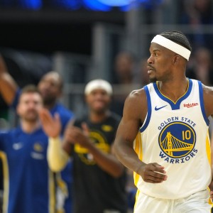 巴特勒：我们16次失误中至少有5-7次不是活球失误 这算积极的一面